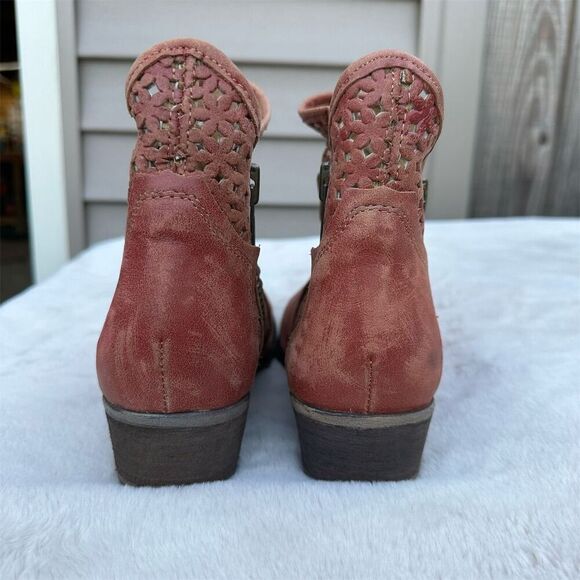Circle G Women's Ankle Bootie Size 10 Western Cutout Design - Picture 3 of 8